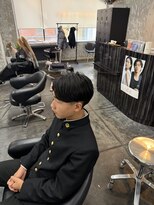 コワファースト長崎シャンプーボーイ 2nd(COIFF1RST 長崎 SHAMPOO BOY) メンズ センターパート