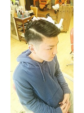 エイチエアー アルファ H'air alfa つつじヶ丘北口店 七三フェードスタイル