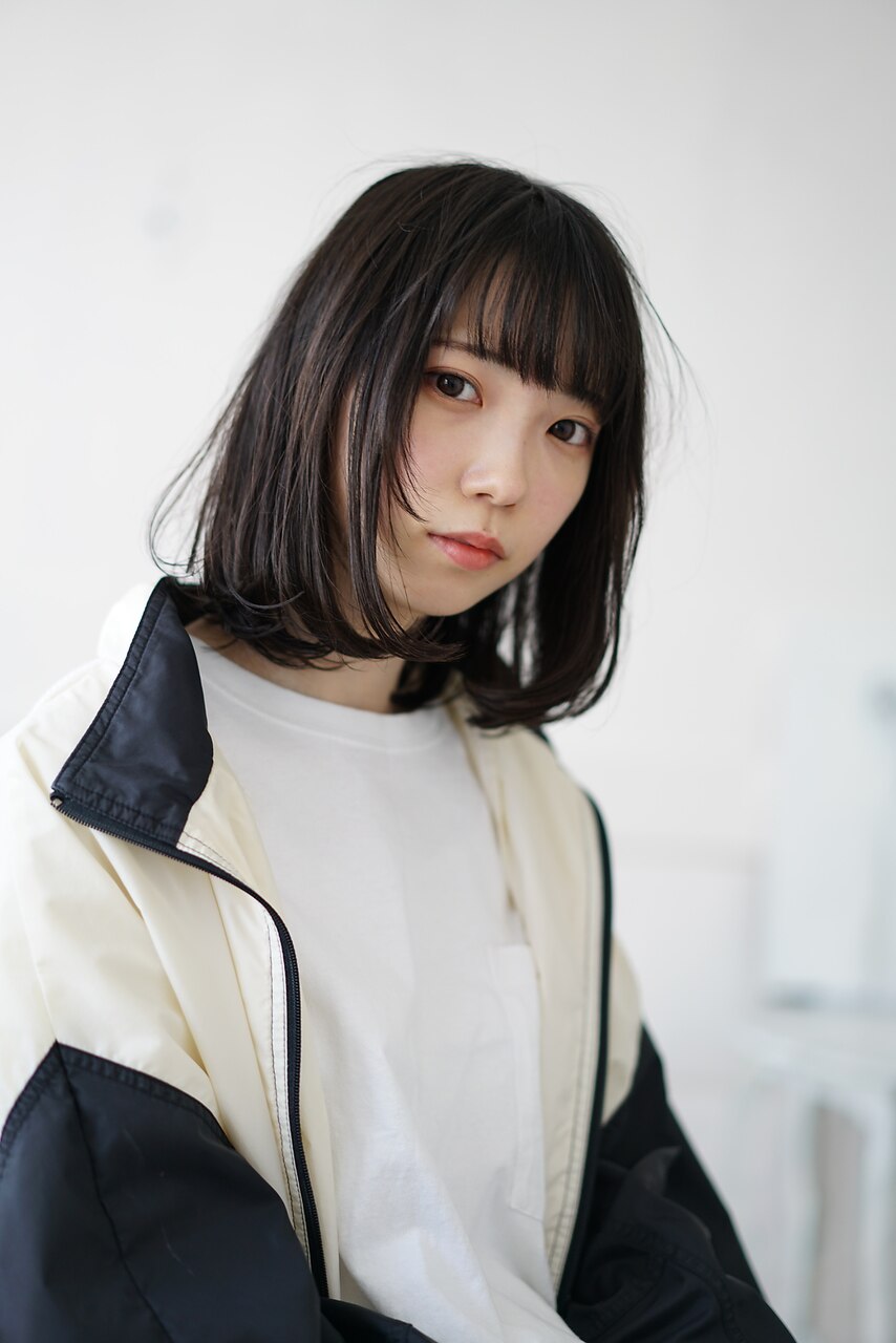 顔まわりに動きのレイヤーボブ あのちゃん風：L041305743｜ネフ(NeF)の