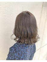 カプア 仙台駅前店(Kapua)&nbsp;グレージュ  ×  毛束感　 外国人風 小顔 切りっぱなしボブ