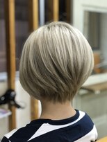 オロ(ORO)&nbsp;【ORO】前下がりショートボブ　さがら