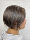 前下がりボブでクールビューティー