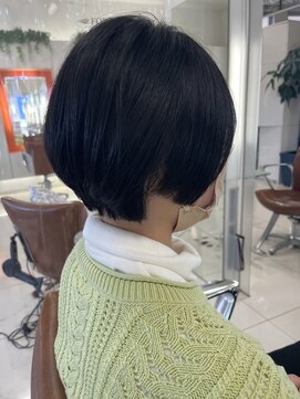 フォルテ 中田店 ふわっと丸みショート