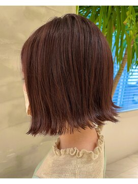 ワン 横浜(ONE005) 外ハネミニボブ×ピンクバイオレット