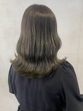 ミント(mint) 【 暗め、濃いめのオリーブグレー◎ 】