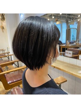 ヘアスペース リズム グリーン(Hair space Rizm green) 丸みボブ 30代40代50代60代