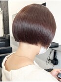 黒髪クラゲヘアーオリーブグレー小顔ココアベージュ卵型ショート