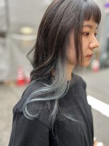 サーティーン(THIRTEEN) イヤリングカラー!ブルーグレーに!夏を満喫!(20代)