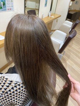 ラファンス 栗林店(LaFENCE) 透明感カラー/カーキグレージュ