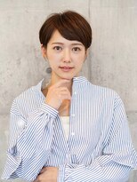 アイスバーグ(eyesburg)&nbsp;20代30代40代マッシュショート前髪あり耳掛けショート大人美人