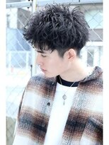 リップス レイ ギンザ(LIPPS Ray GINZA)&nbsp;無造作アップバングビジカジツーブロック刈り上げ