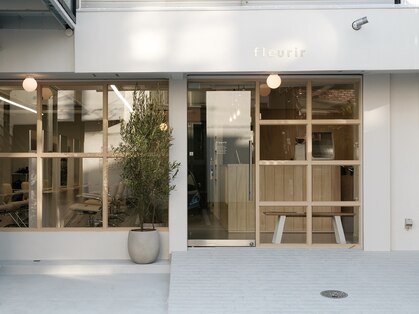 フルリール(fleurir)の写真