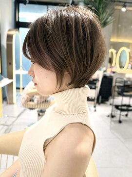 ロンドブルーム 天神大名店(Lond Bloom) 大人美人ショート/ショートヘア/白髪ぼかしハイライト/30代40代