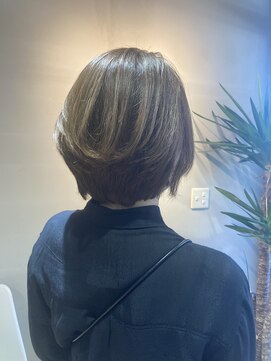 エム(M) 大人ショートボブ