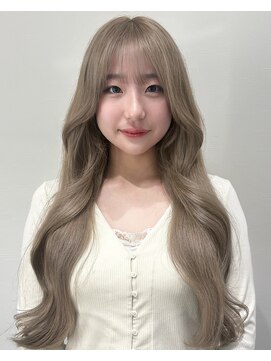 ビューシンサイバシ(VIEW SHINSAIBASHI) ミルクティーベージュレイヤー顔まわりイメチェン10代20代30代