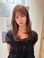 ハロー(...Hello)&nbsp;レイヤーカット ハッシュカット 韓国ヘア