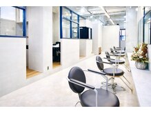 アルマフォー(Alma four)