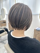 ザシー おおたかの森(The C)&nbsp;30代40代50代◎丸みショート×白髪ぼかしハイライト