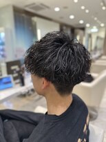 ケンジ 平塚 アネッタ(KENJE annetta)&nbsp;メンズ　メンズパーマ　フェザーパーマ　波巻パーマ　特殊パーマ