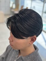 アッシュ 洋光台店(Ash)&nbsp;フェザーパーマニュアンスセンターパート刈り上げ眉カット洋光台