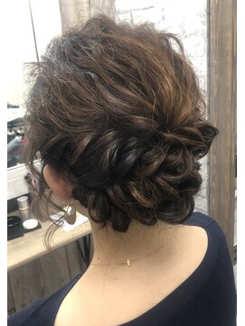 ヘアセット専門店 ナゴミ 池袋店(nagomi) ルーズアップ