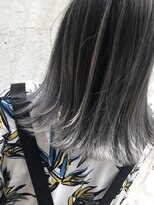 メリー(merry craftsman's factory) バレイヤージュ、ハイライトカラーアッシュベージュグレージュ