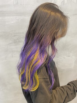 遊人 レン(REN) インナーカラー/パープル／黄色／派手髪/梅田茶屋町／ハイトーン
