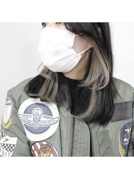 デコヘアーフラッペ(DECO HAIR frappe) レイヤーカット　インナーカラー　ベージュ