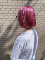 リア(Lia by KENJE)&nbsp;Lia&岡本拓朗　鮮やかなピンクで可愛くなりませんか？