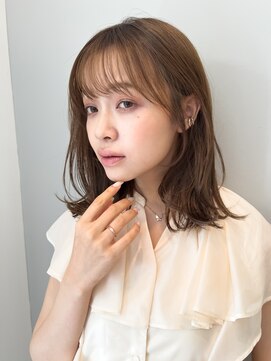 ガーランド (Garland) 大人かわいい美髪ストレート小顔シースルーバングレイヤーカット