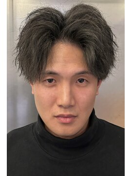 クオンヒール(QUON HEAL) 爽やかセンターパートソフトツイストスパイラル