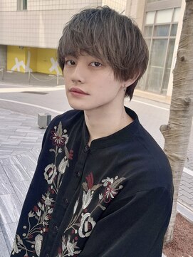 ユーフォリア 渋谷グランデ(Euphoria SHIBUYA GRANDE) オリーブベージュ　ラウンドマッシュ　ナチュラルマッシュ