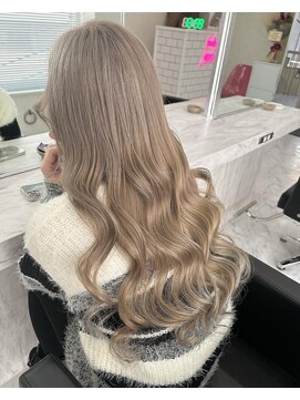 ミニョン(mignon) 韓国/ダブルカラー/ブリーチ/ピンク/学割U24/新越谷/南越谷/草加