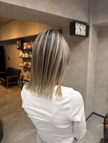 サニー 渋谷(SUNNY) バレイヤージュ、ハイライト、レイヤーロング、グレーベージュ