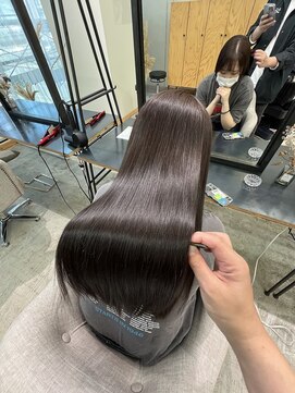 ラヴィエ(RAVIE) 【半田・髪質改善】縮毛矯正/トリートメント/マンツーマン