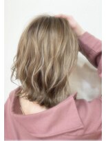 アップル(APPLE)&nbsp;ハイトーン☆ミルクティーアッシュ