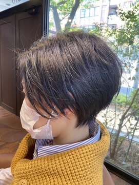 レパーン(Lepa) 前髪なしハンサムショート