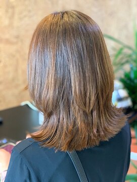 アークスヘアー 大人かわいいレイヤースタイル☆透明感シアーアッシュブラウン