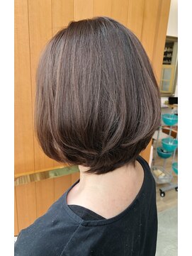 シャメル(Chamel) 大人可愛いレイヤーボブ◇ひし形ミディ