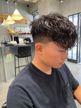 エフエム 明大前(FM) バーバー 刈り上げショート/ツーブロック/フェードカット