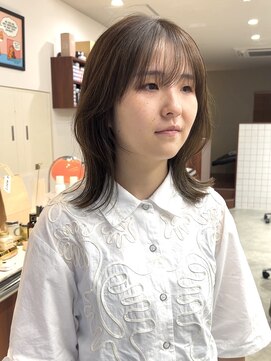 ルックアット(Look at) 【Look at】20代30代40代顔まわりレイヤーオリーブベージュ