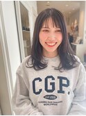 ナチュラルなレイヤースタイル