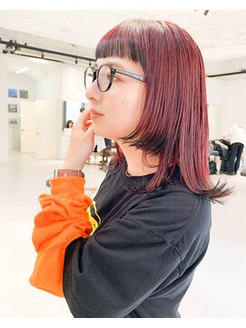 ヨハ ク ピンクブラックカラー