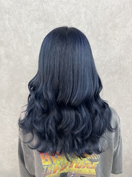 アン ブリーチ(UN BLEACH) ブリーチ1回ネイビーブルー♪