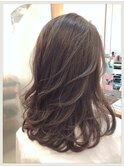 アッシュグレージュ/ロングレイヤー