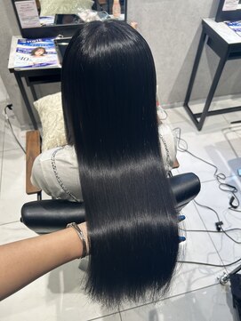 フォルテノエル 静岡鷹匠店(FORTE Noel) ブルーブラック/透明感カラー/寒色カラー/韓国ヘア