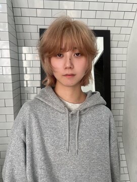 レガーレ(Legare) 顔周りレイヤー×ボブ×ハイトーンベージュ