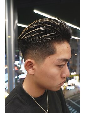 にもう スリックバック/神戸フェード/スキンフェード