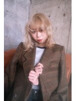 シカ(sica)&nbsp;ブロンドベージュカラー