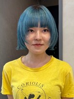 アビー(ABBEY)&nbsp;ハイトーンとレイヤーボブの組み合わせがおしゃれで可愛い！